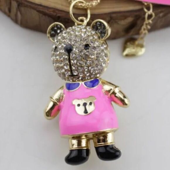 Bear Pendant Rhinestone Charm lovable Necklace NWOT - Picture 1 of 4